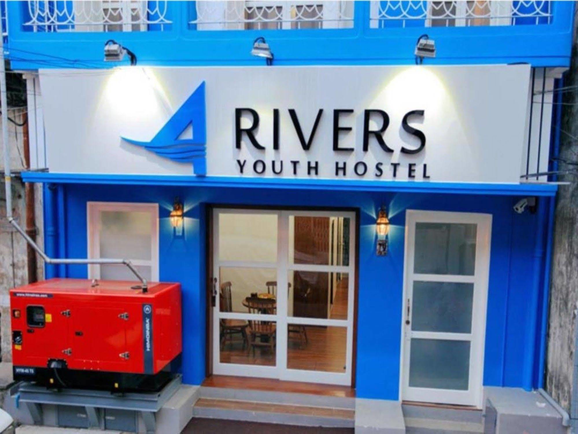 Four Rivers Youth Hostel Янгон Экстерьер фото